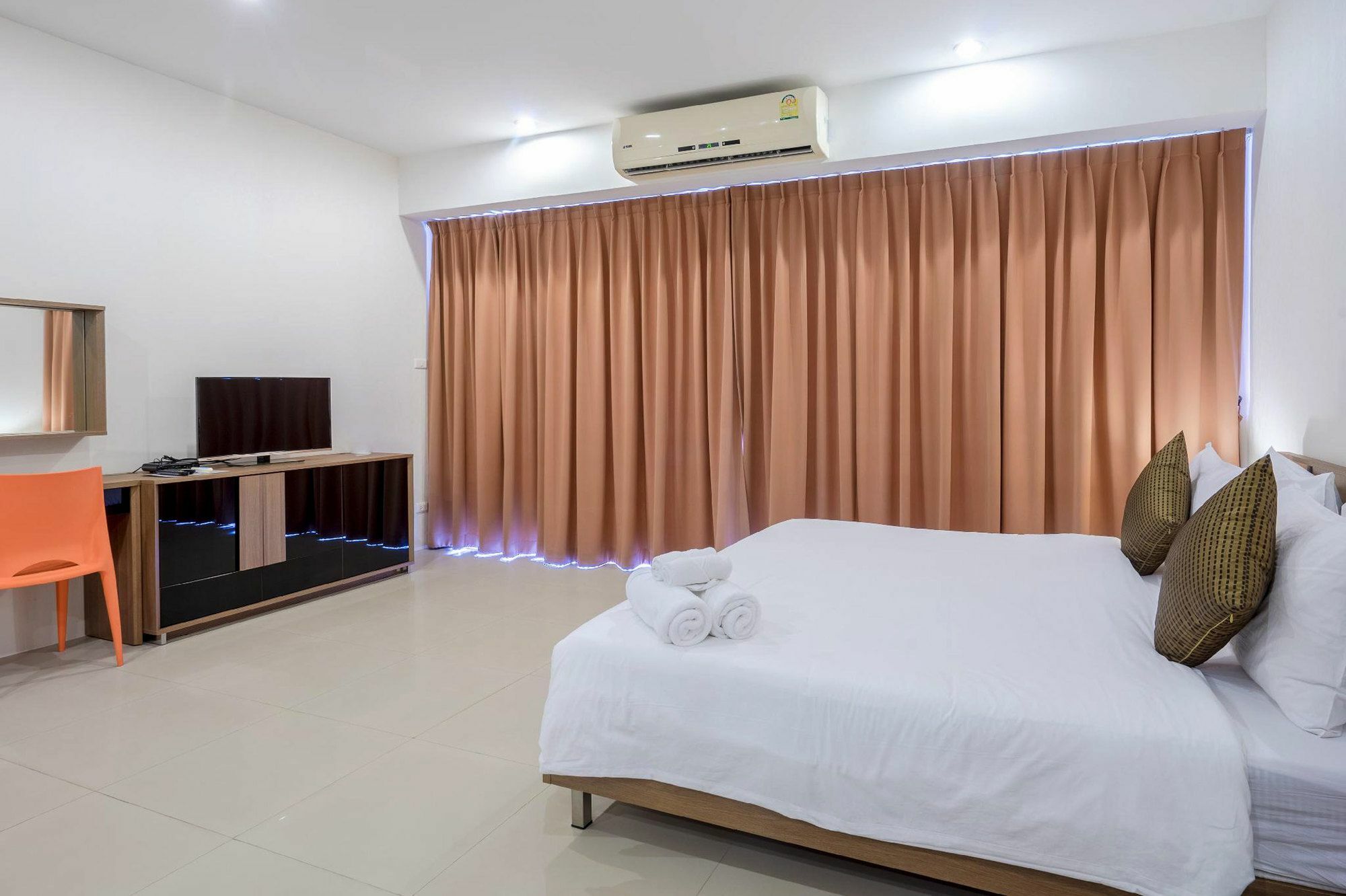 Chic Residences At Karon Beach Ngoại thất bức ảnh